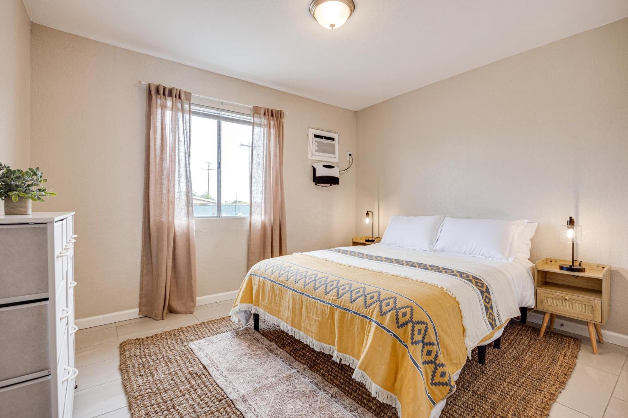 Convenient Joshua Tree Apartment - Walk To Town! Extérieur photo